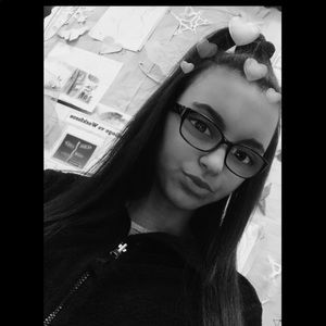 Meet your Posher, Dani